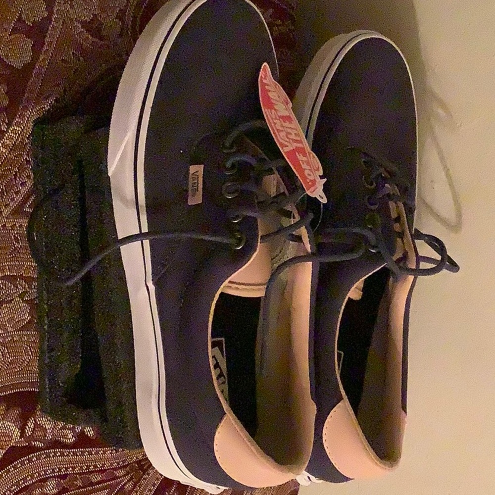 Vans Off The Wall Grey shoes (NWT) (Grey Laces)